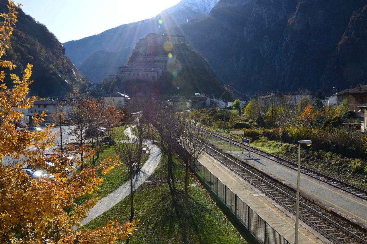 Auberge De La Gare - Dortoir & Ostello Hone ภายนอก รูปภาพ